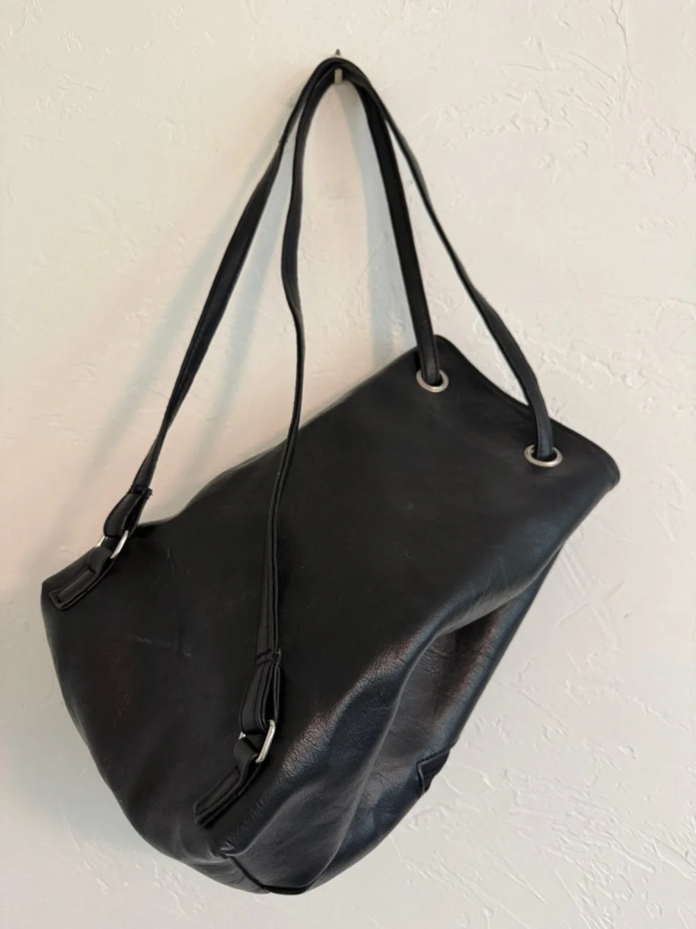 Vintage Excel Handbags Co Black Vegan Leather Drawstring Backpack OS